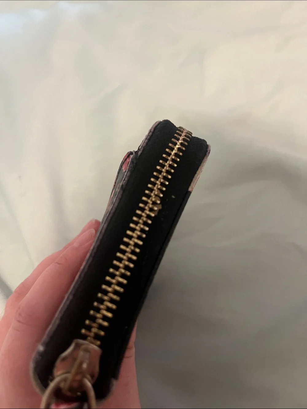 kate spade stylish zip
